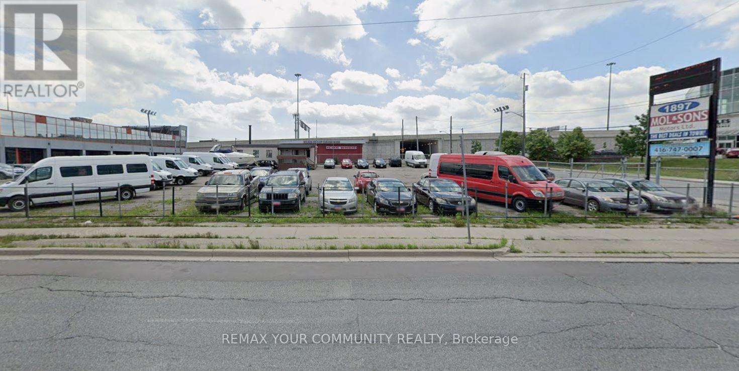 1897 Wilson Avenue Property Photo 2