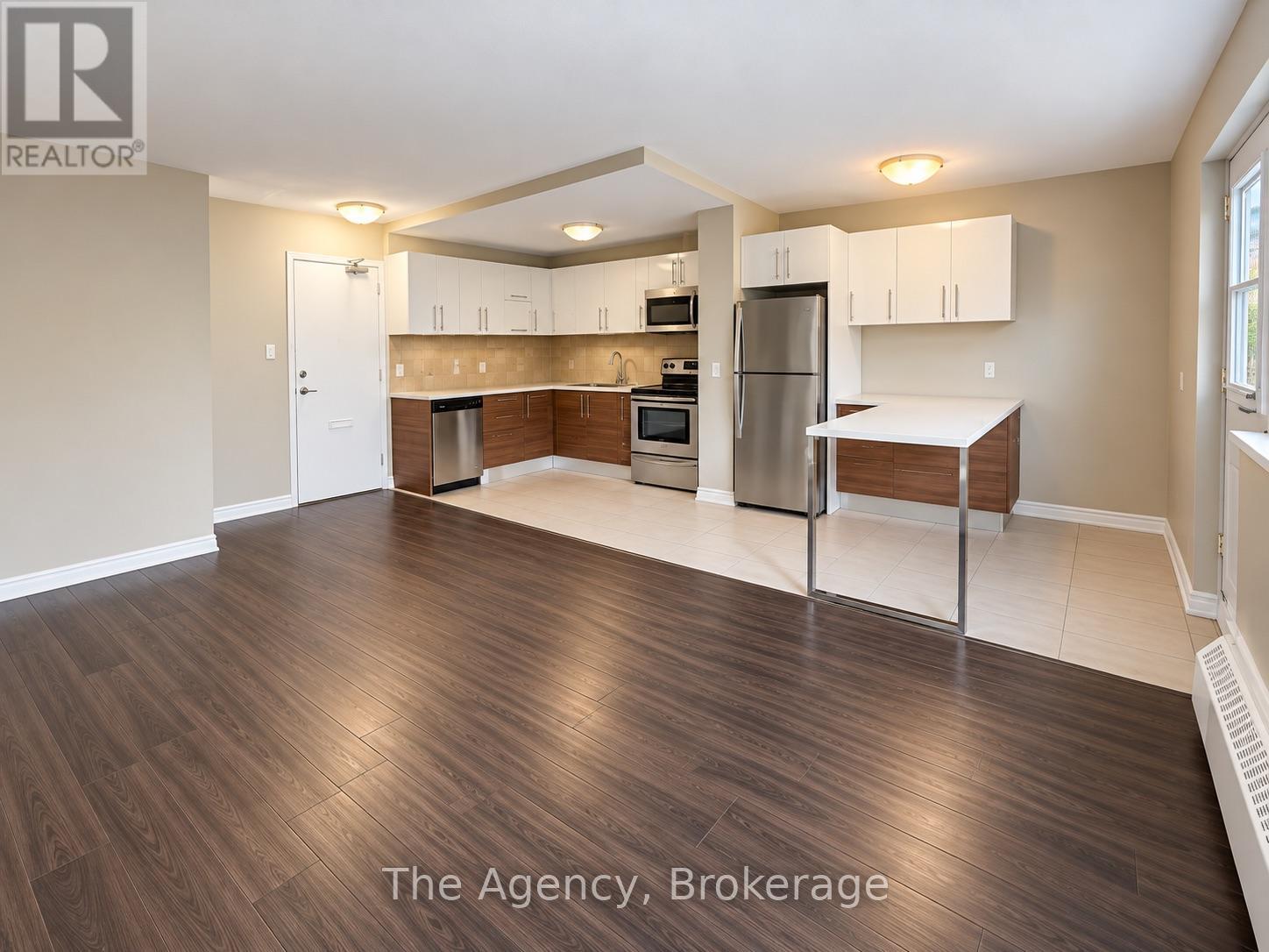 410 - 45 Paisley Boulevard W Property Photo 7