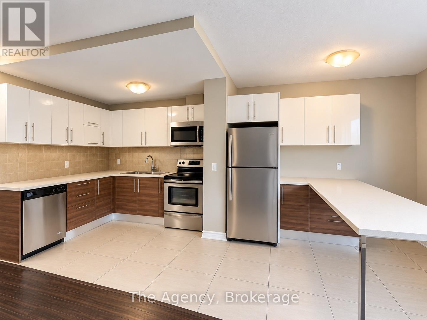 410 - 45 Paisley Boulevard W Property Photo 8