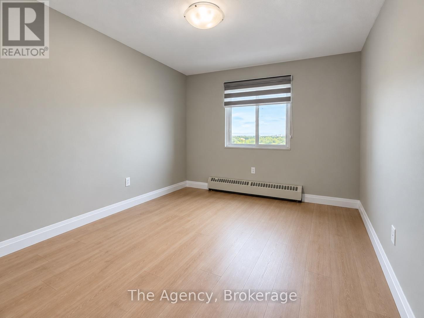 1009 - 45 Paisley Boulevard W Property Photo 13