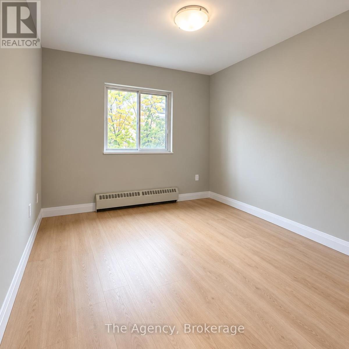 102 - 45 Paisley Boulevard W Property Photo 9
