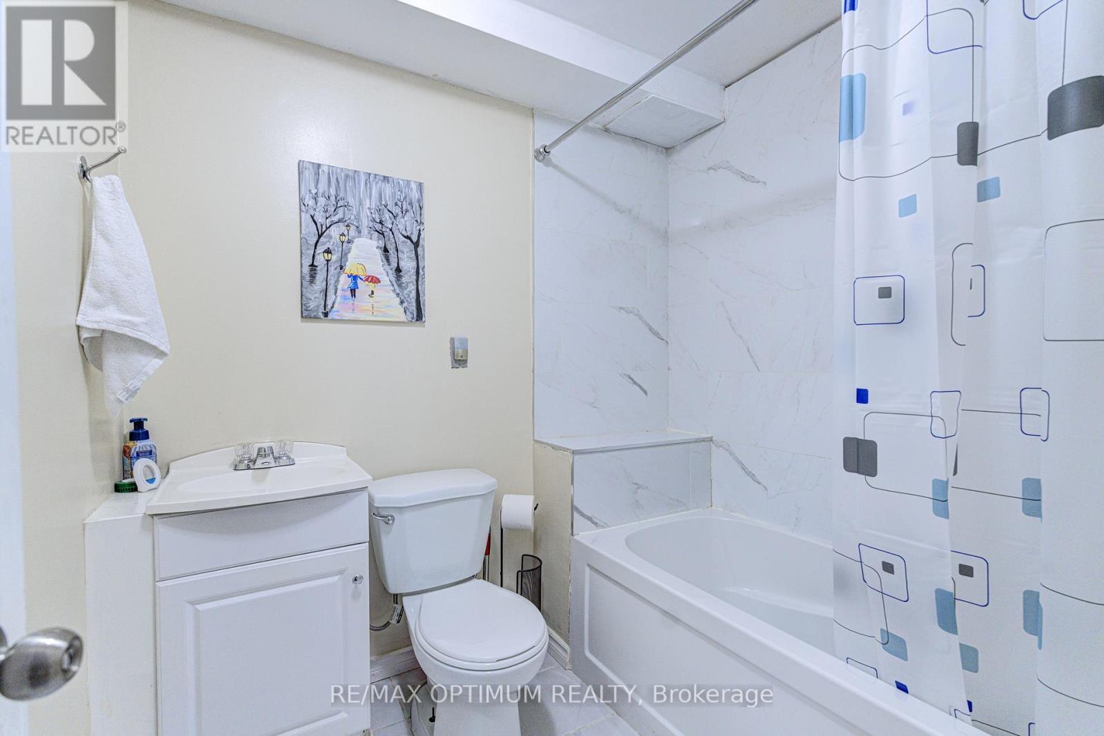51 Goldenlight Circle Property Photo 32