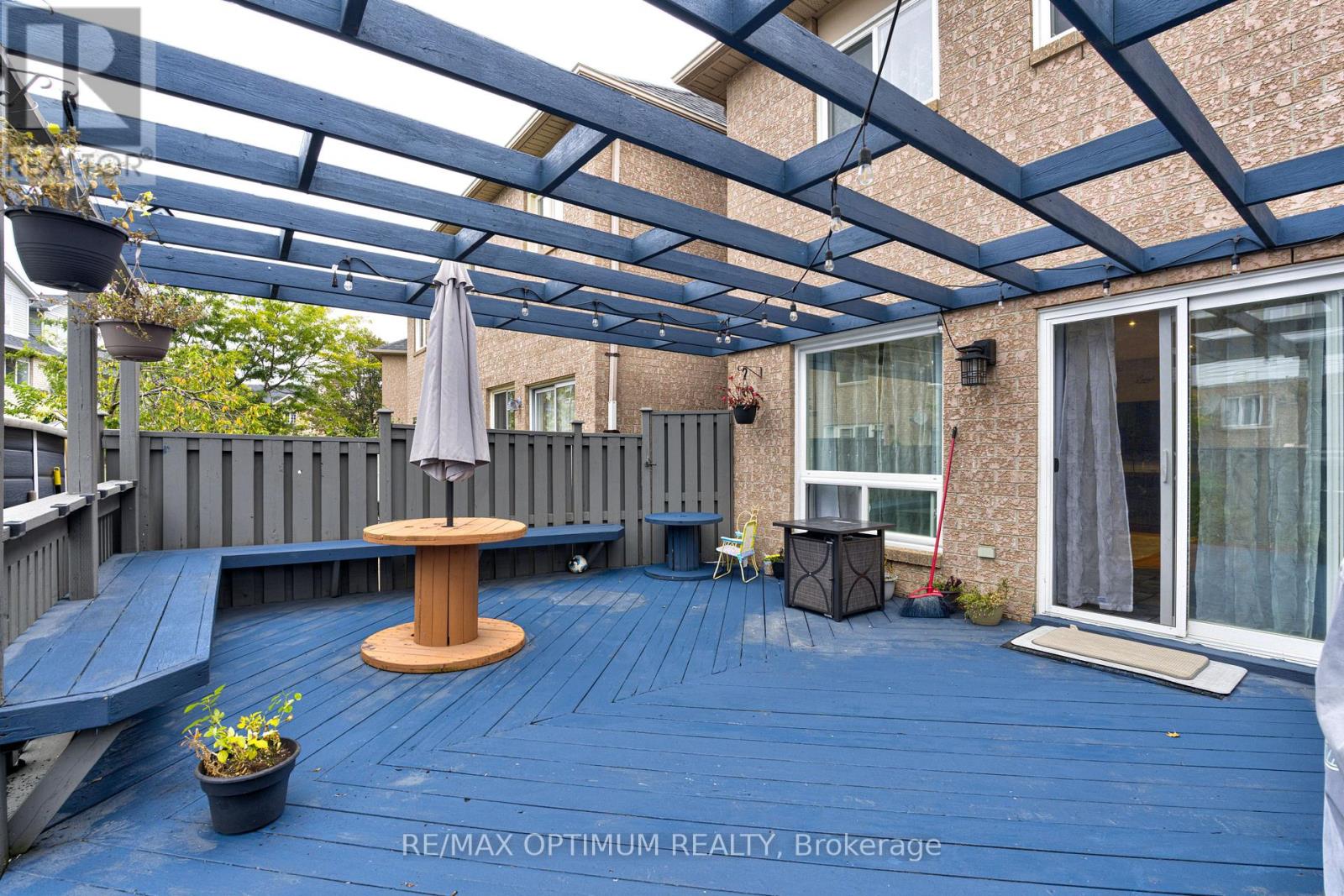 51 Goldenlight Circle Property Photo 35