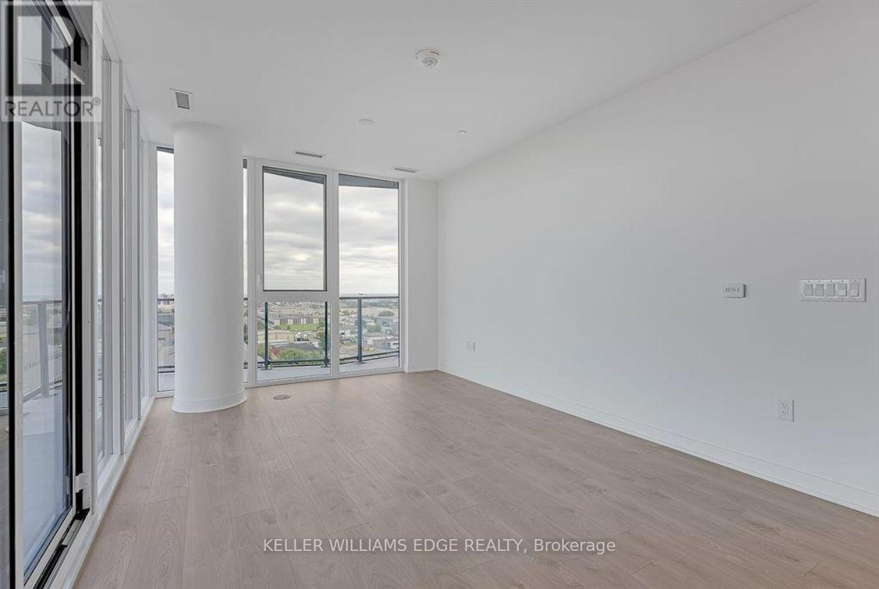 908 - 36 Zorra Street Property Photo 6