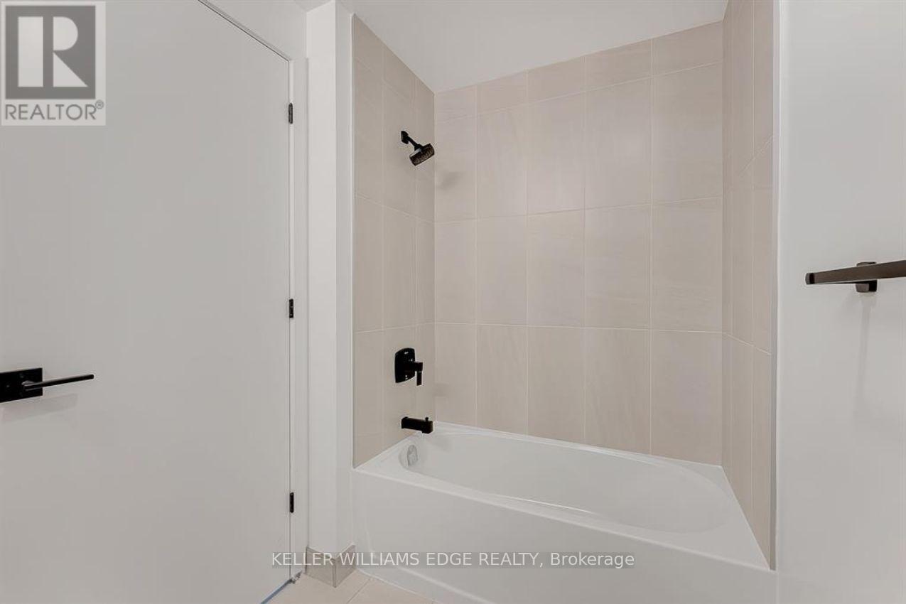 908 - 36 Zorra Street Property Photo 14