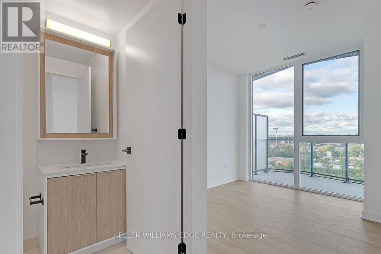 908 - 36 Zorra Street Property Photo 15