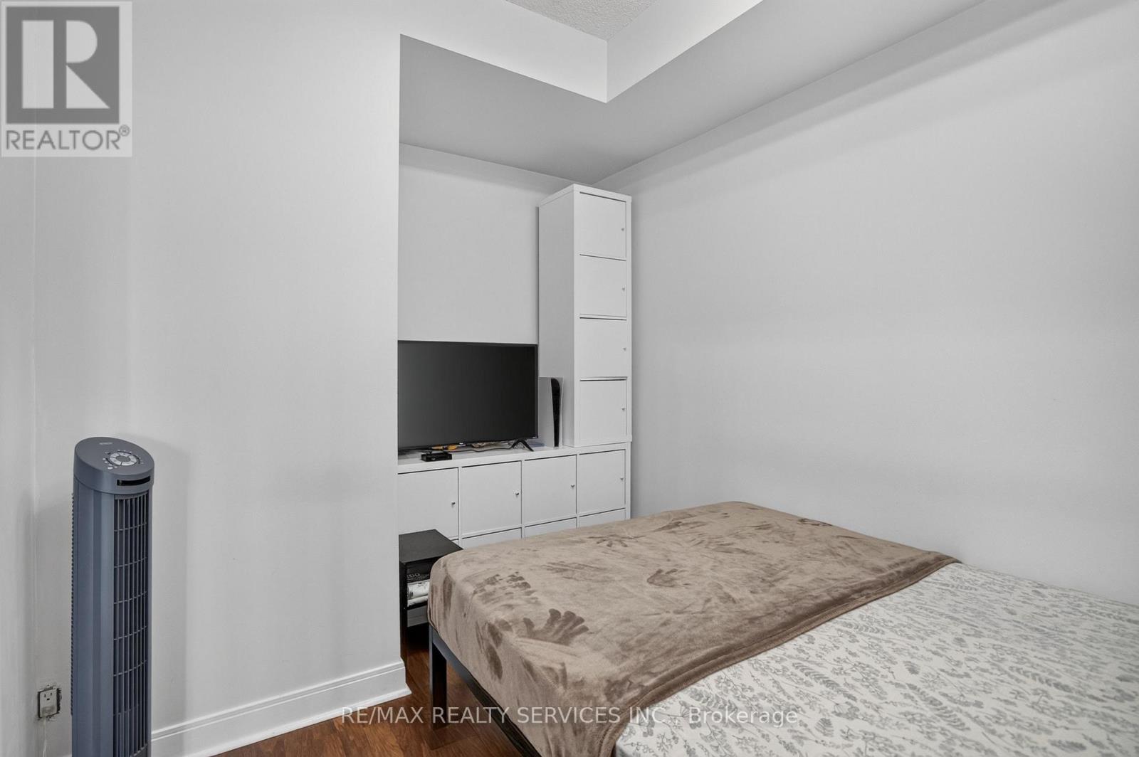 4403 - 60 Absolute Avenue Property Photo 30