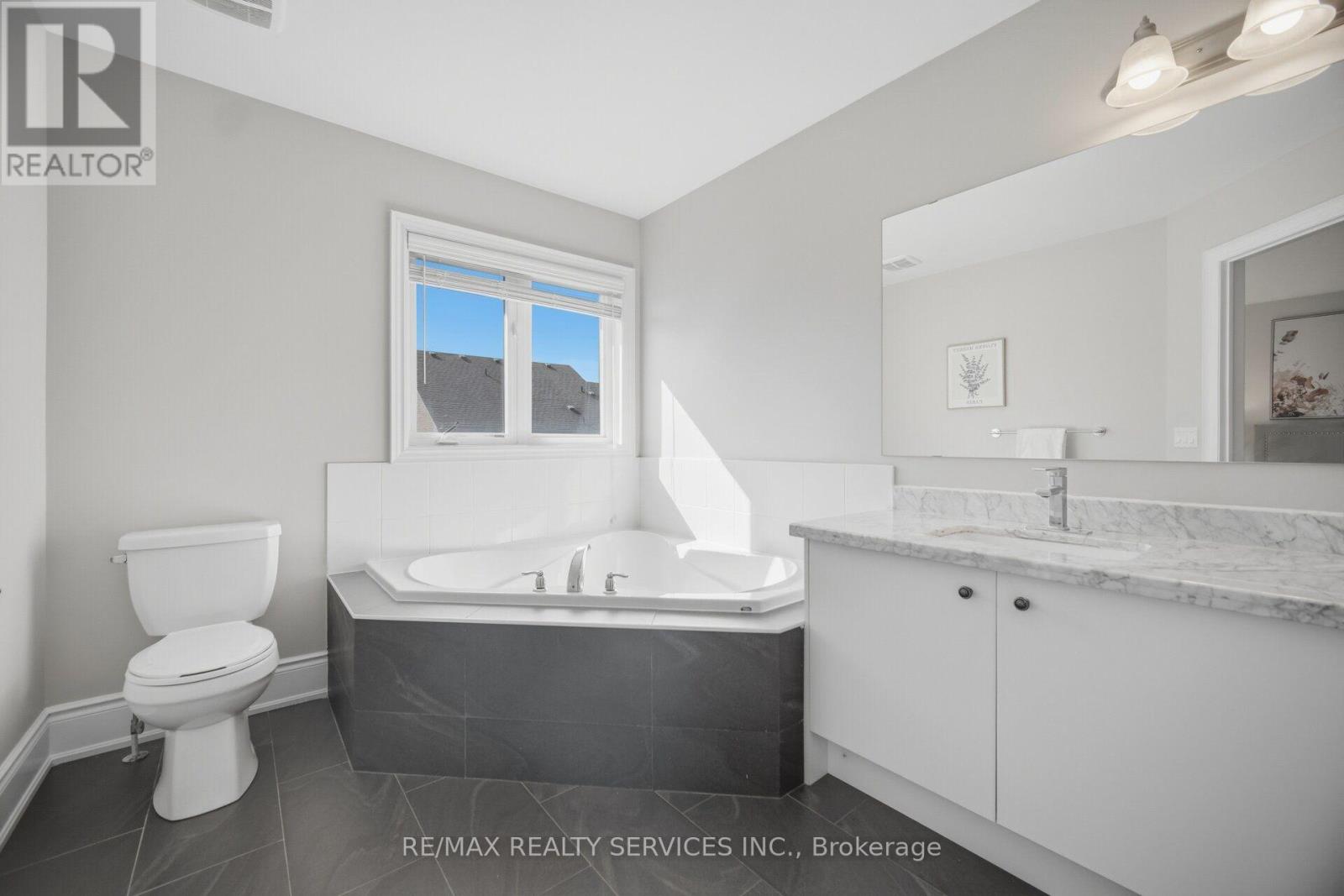 6 Zephyr Road Property Photo 27