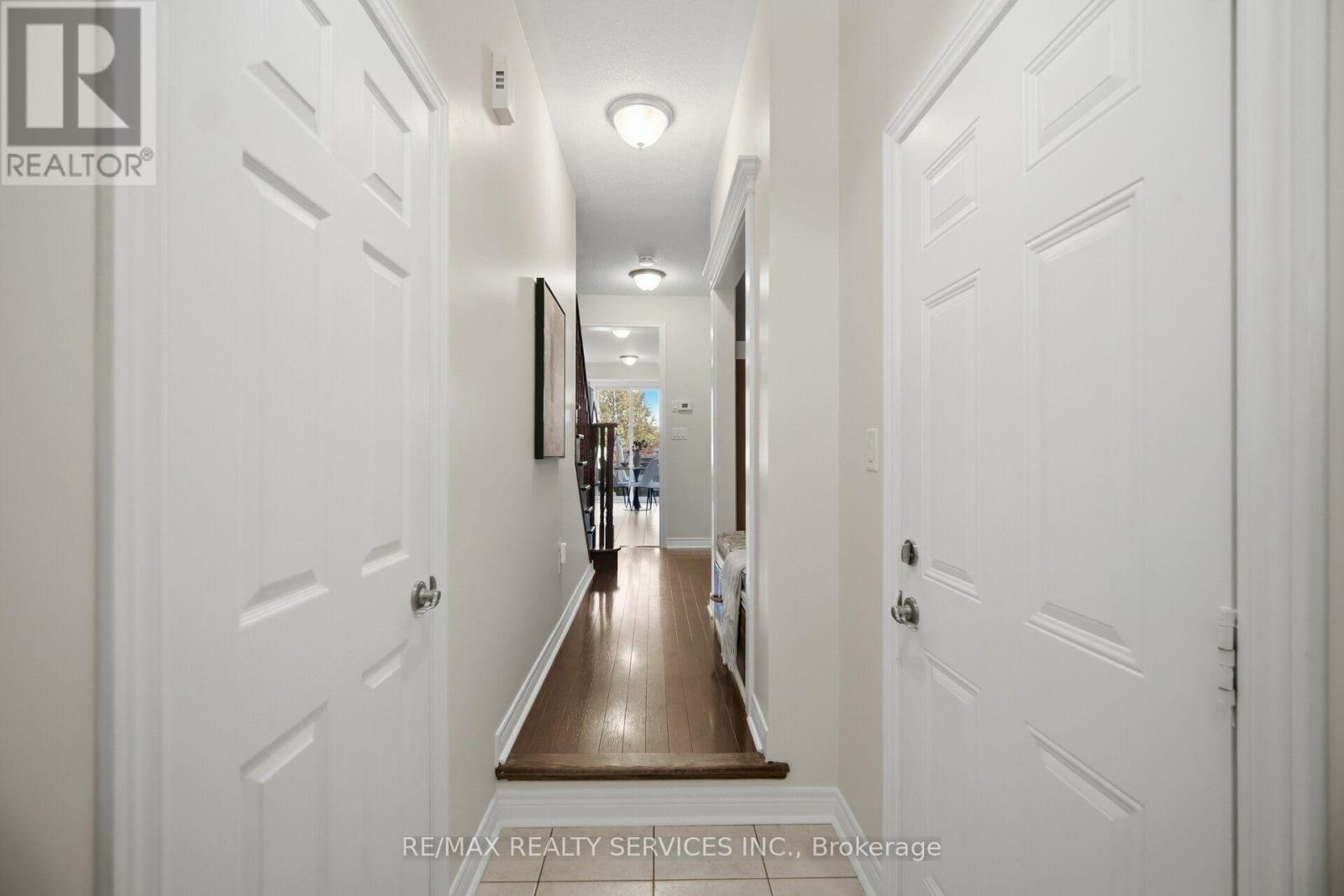 9 Aspenview Avenue Property Photo 12