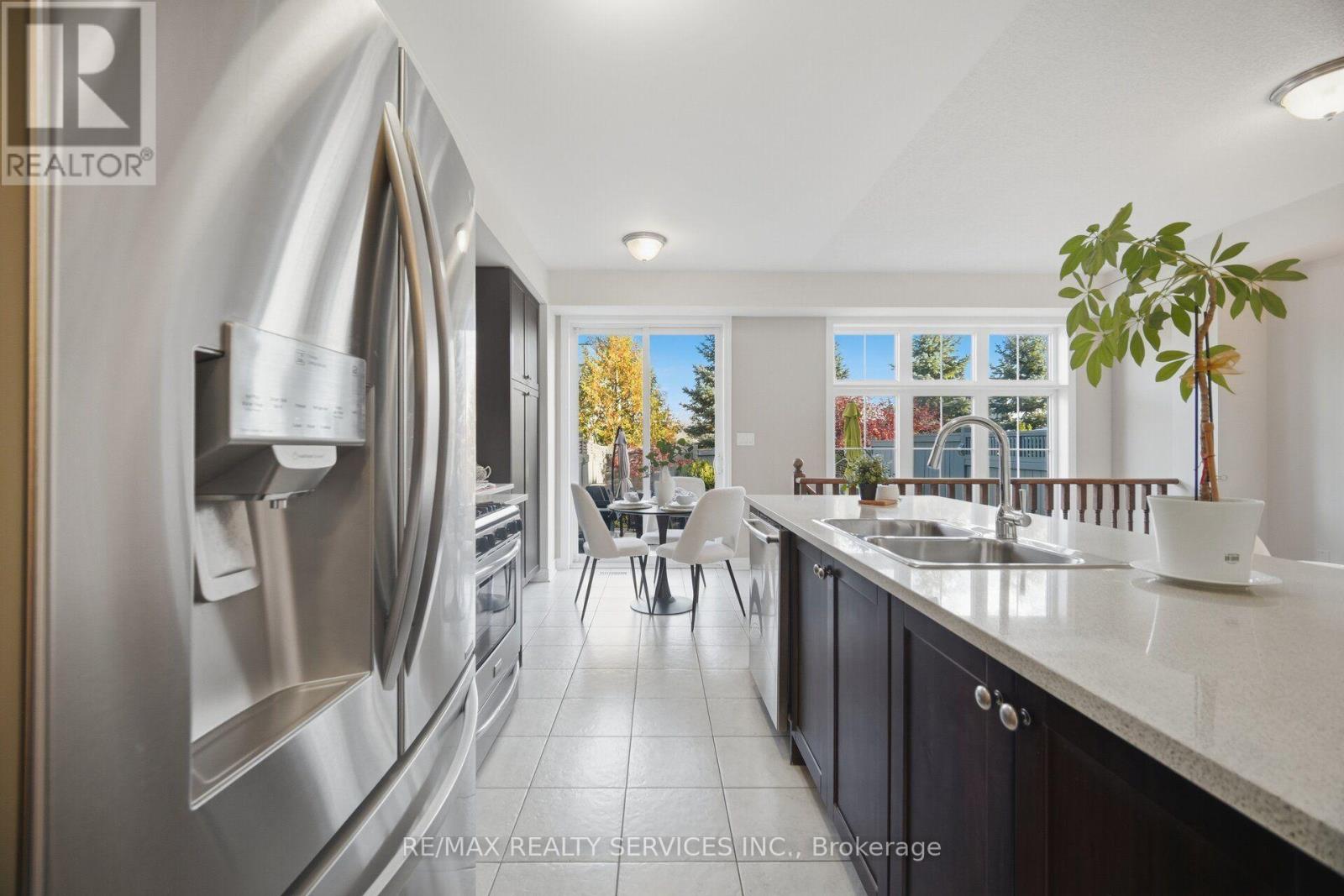 9 Aspenview Avenue Property Photo 14
