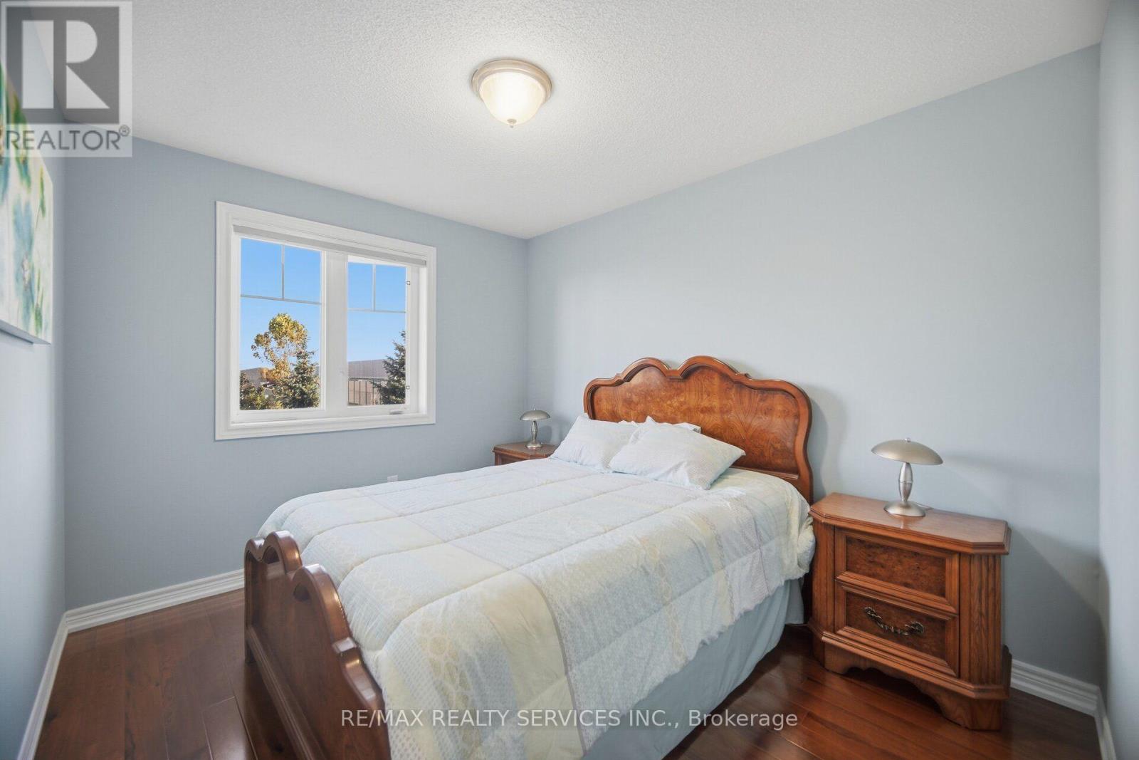 9 Aspenview Avenue Property Photo 29