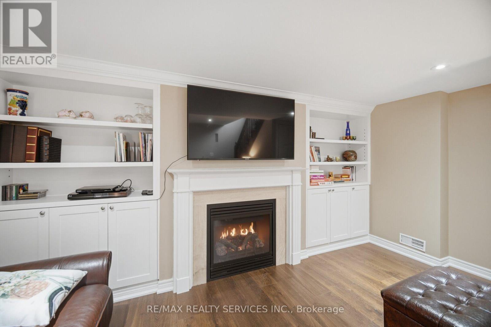 9 Aspenview Avenue Property Photo 37
