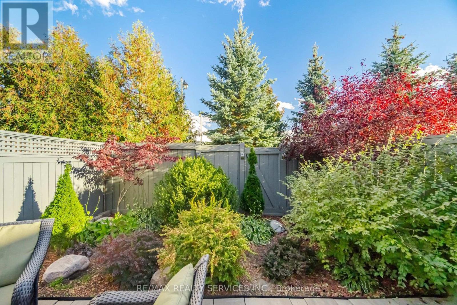 9 Aspenview Avenue Property Photo 44