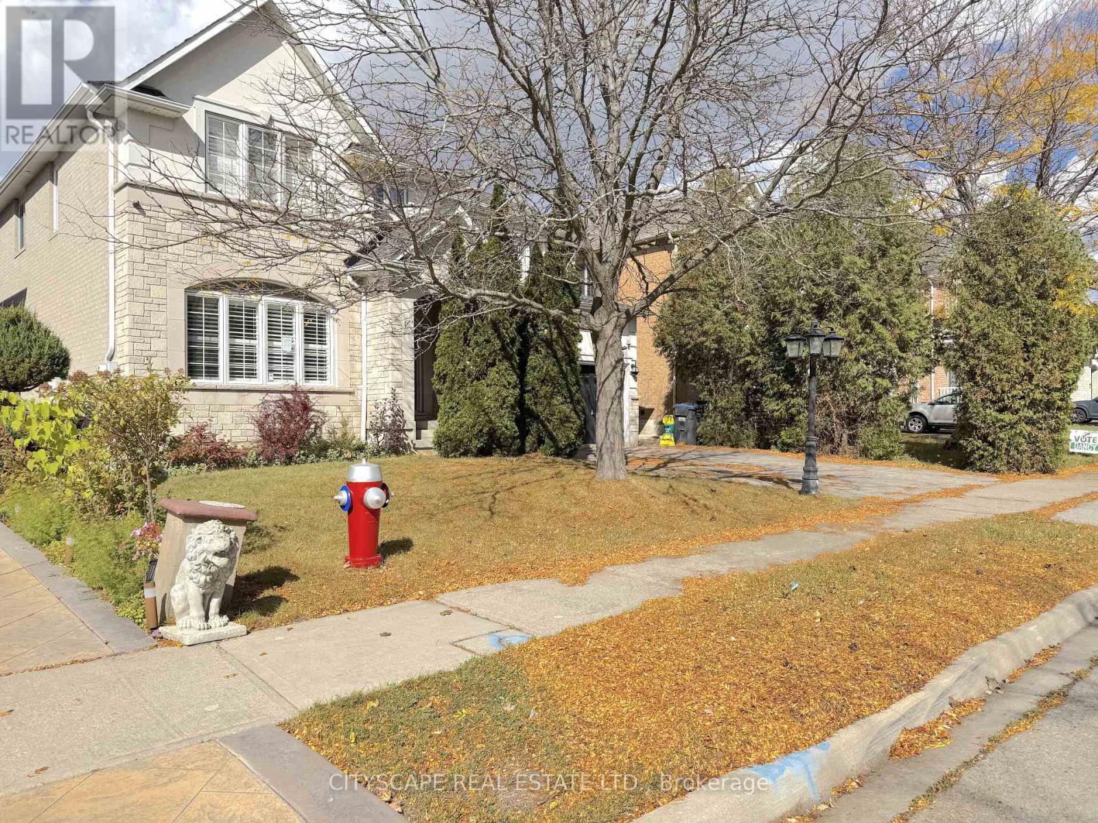 4 Serviceberry Crescent Property Photo 4