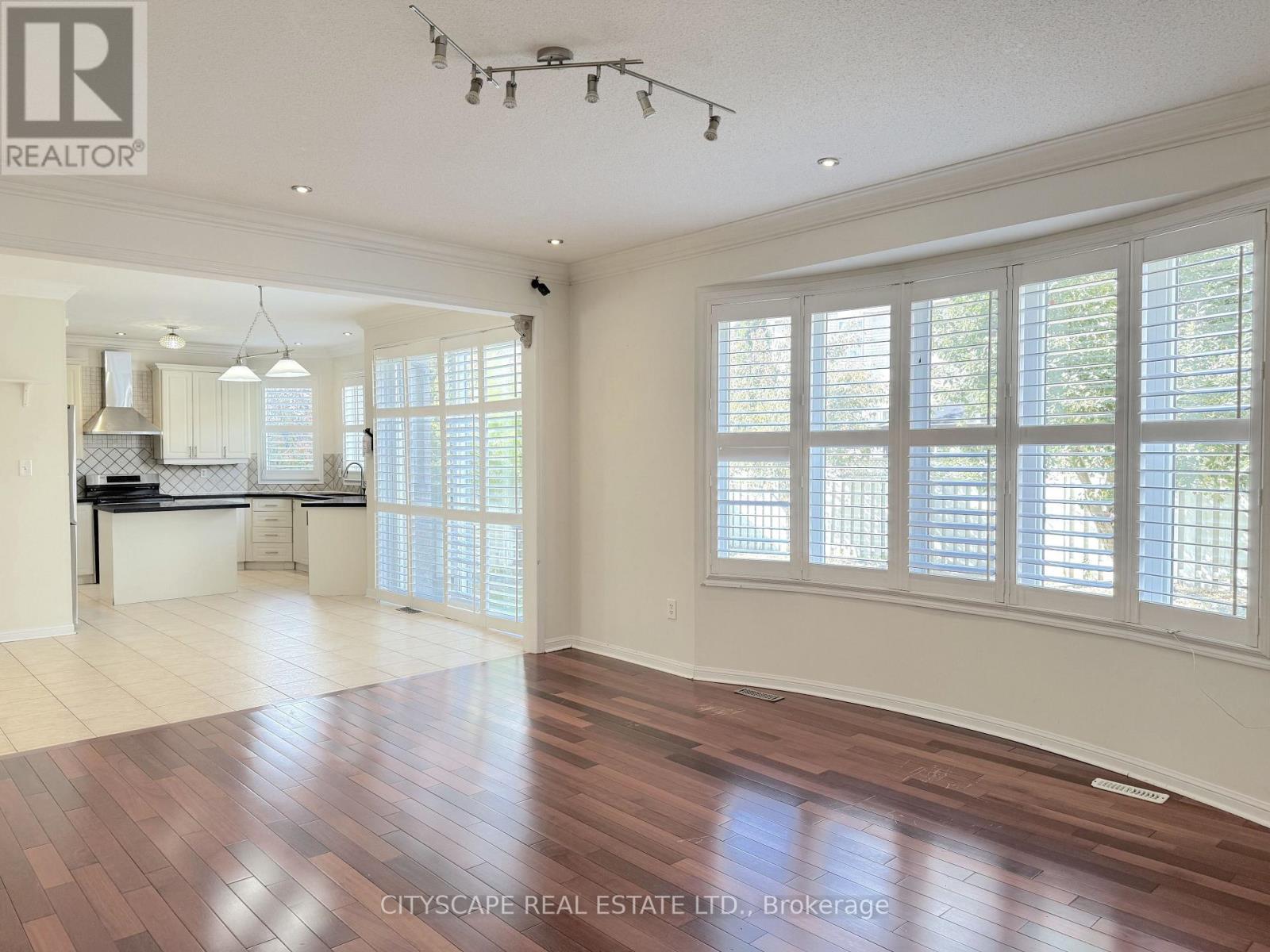 4 Serviceberry Crescent Property Photo 19