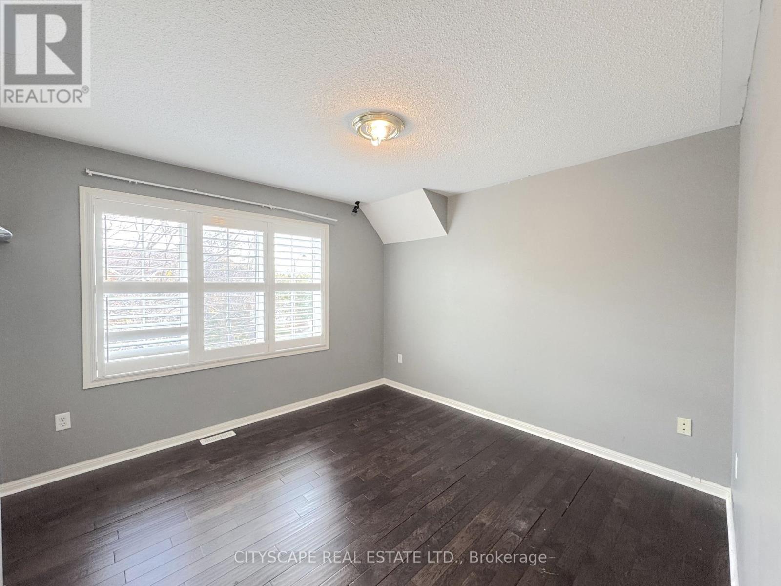 4 Serviceberry Crescent Property Photo 33