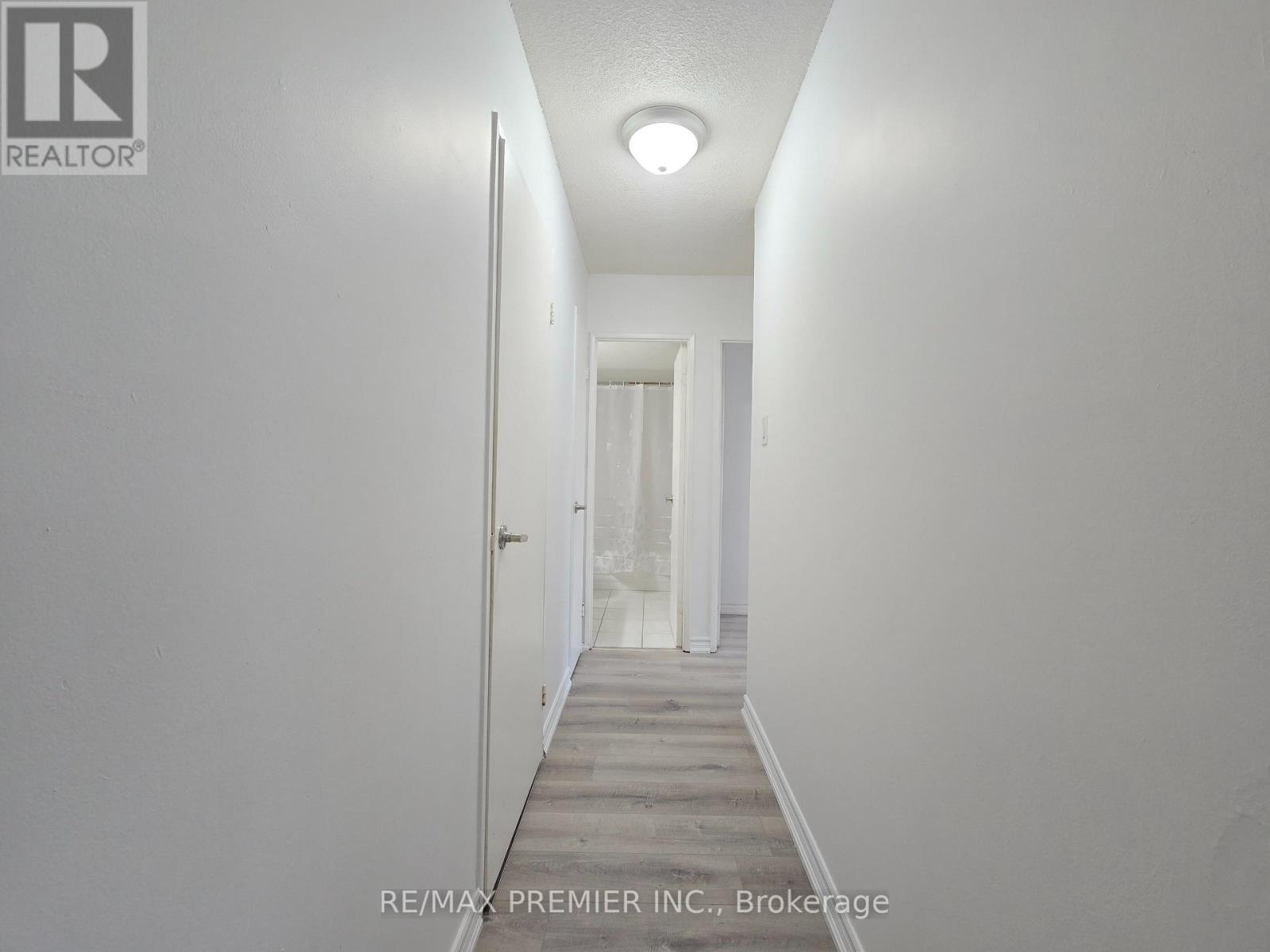 3390 Weston Road Property Photo 16