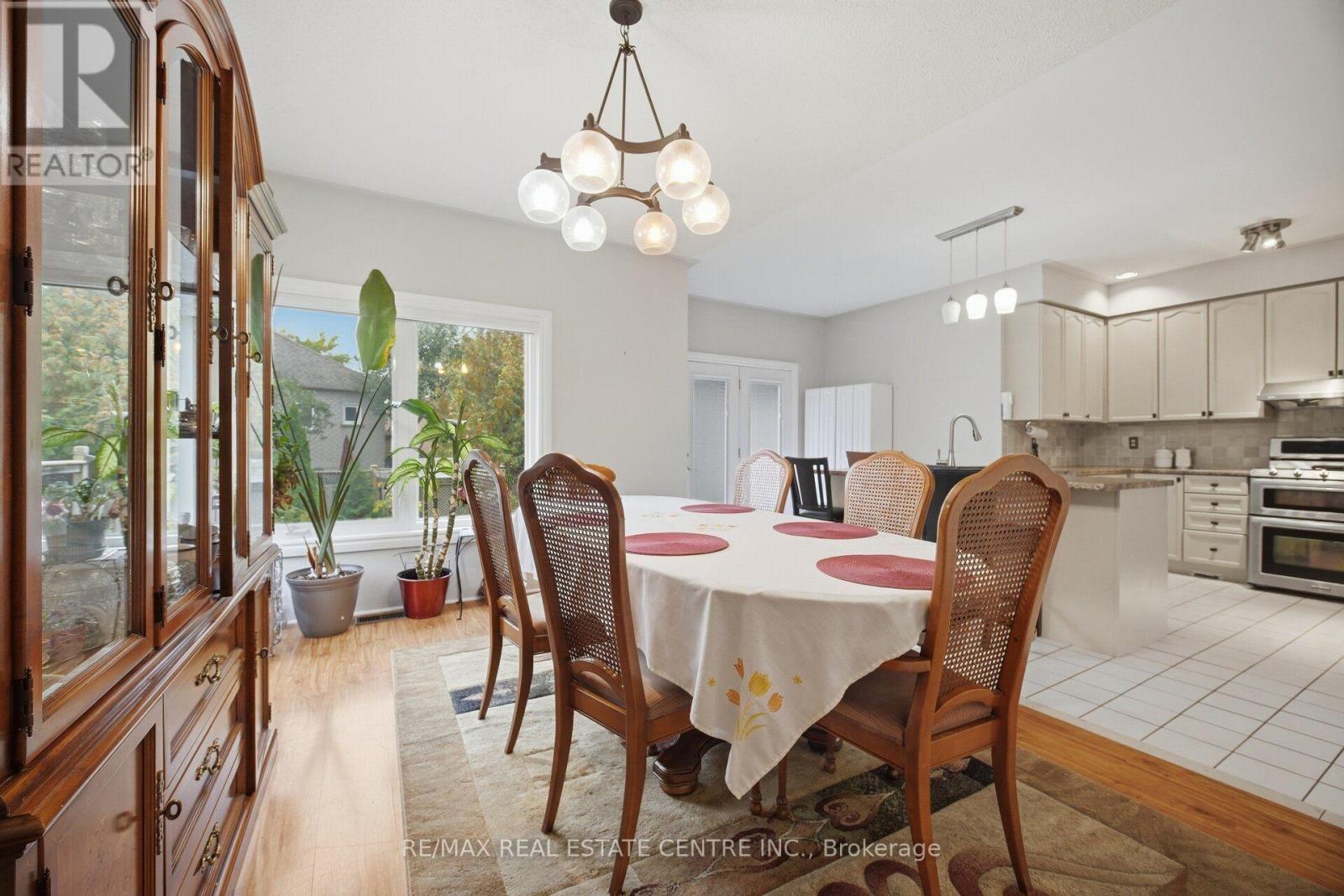 19 Amberdale Court Property Photo 14