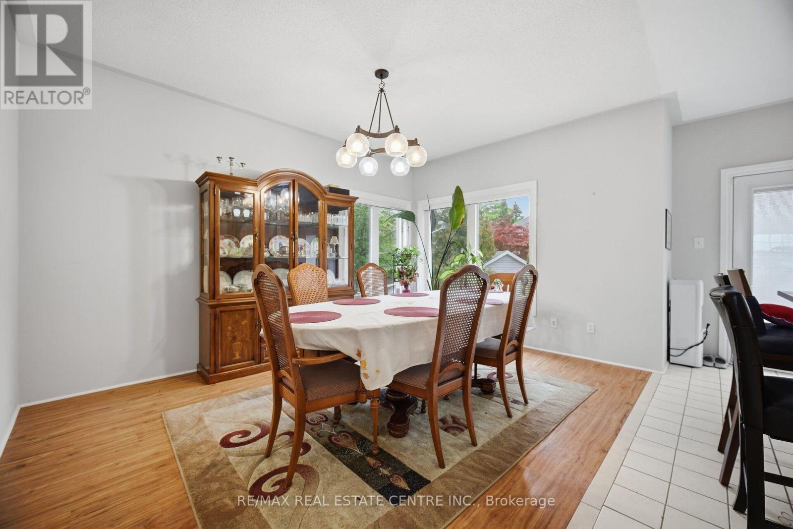 19 Amberdale Court Property Photo 15