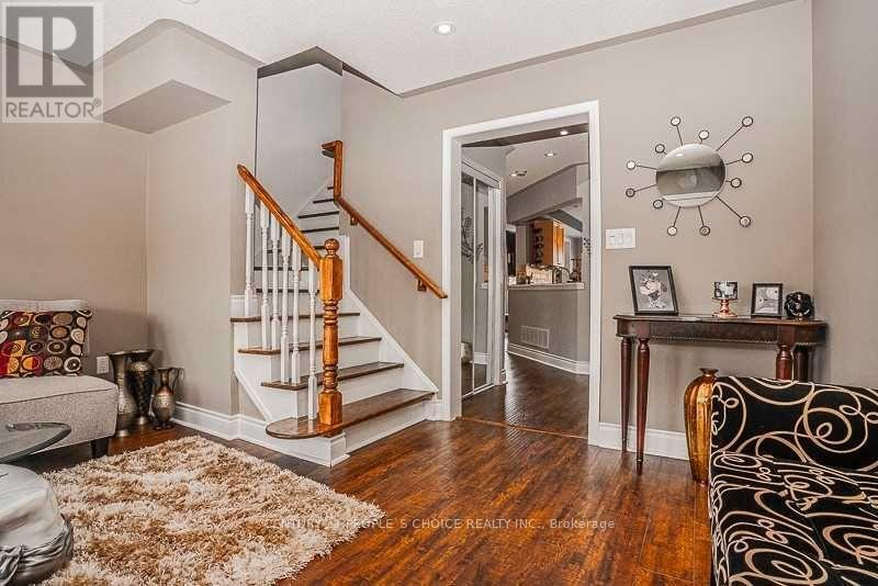 50 Sweetwood Circle W Property Photo 9