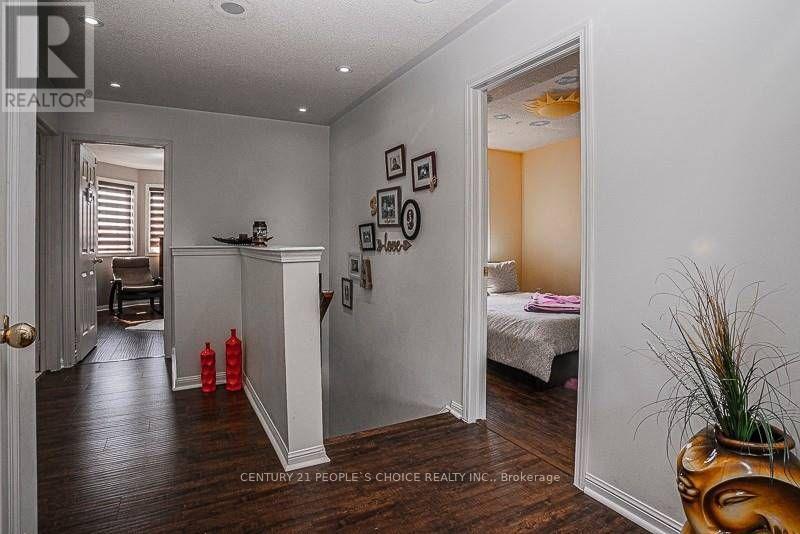 50 Sweetwood Circle W Property Photo 10