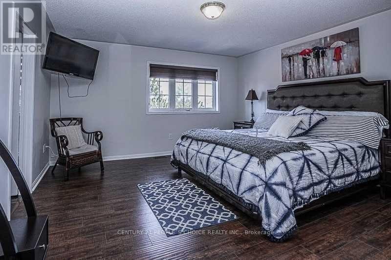 50 Sweetwood Circle W Property Photo 11