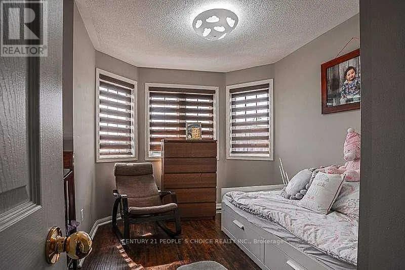 50 Sweetwood Circle W Property Photo 13