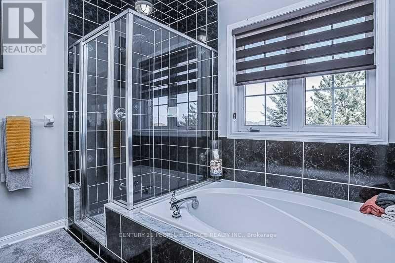50 Sweetwood Circle W Property Photo 18