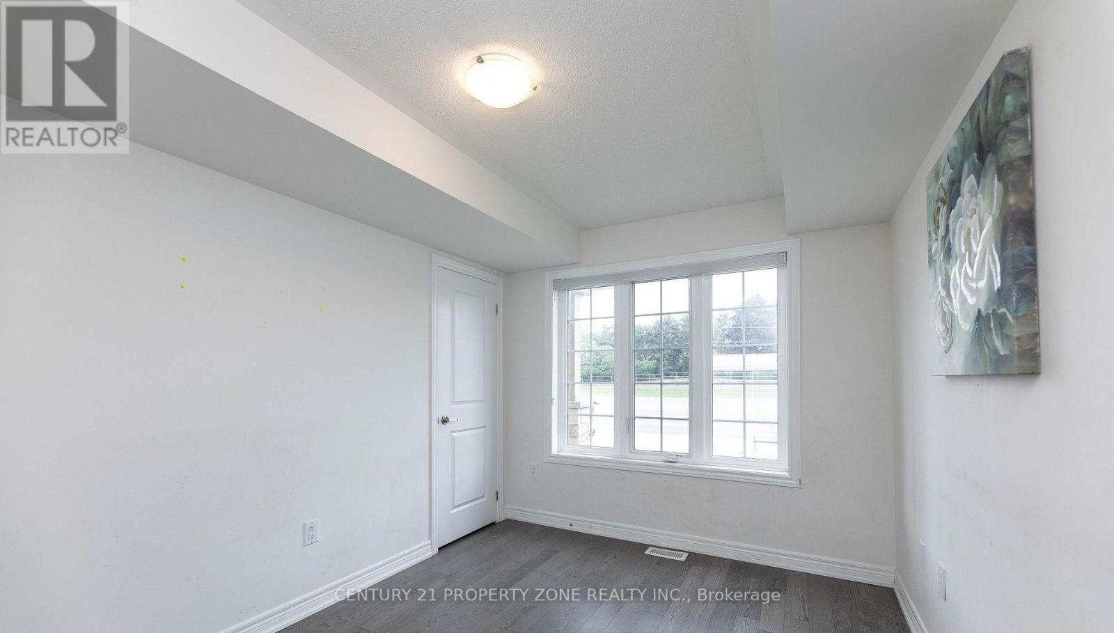 39 Hashmi Place Property Photo 9