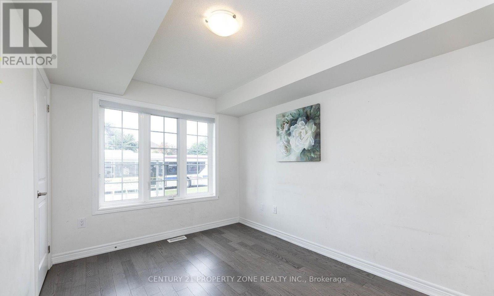 39 Hashmi Place Property Photo 10