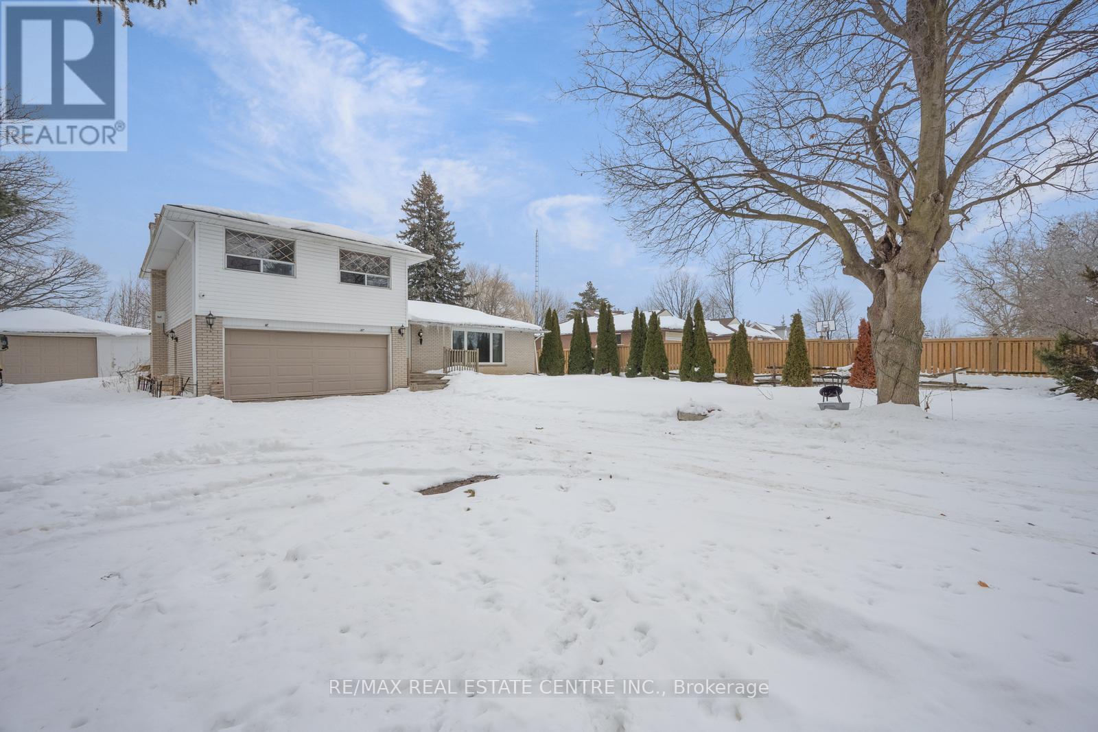 12391 Heritage Road Property Photo 4