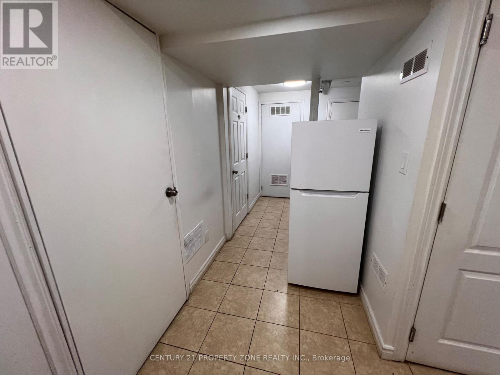 Basement - 6 Roehampton Crescent W Property Photo 2