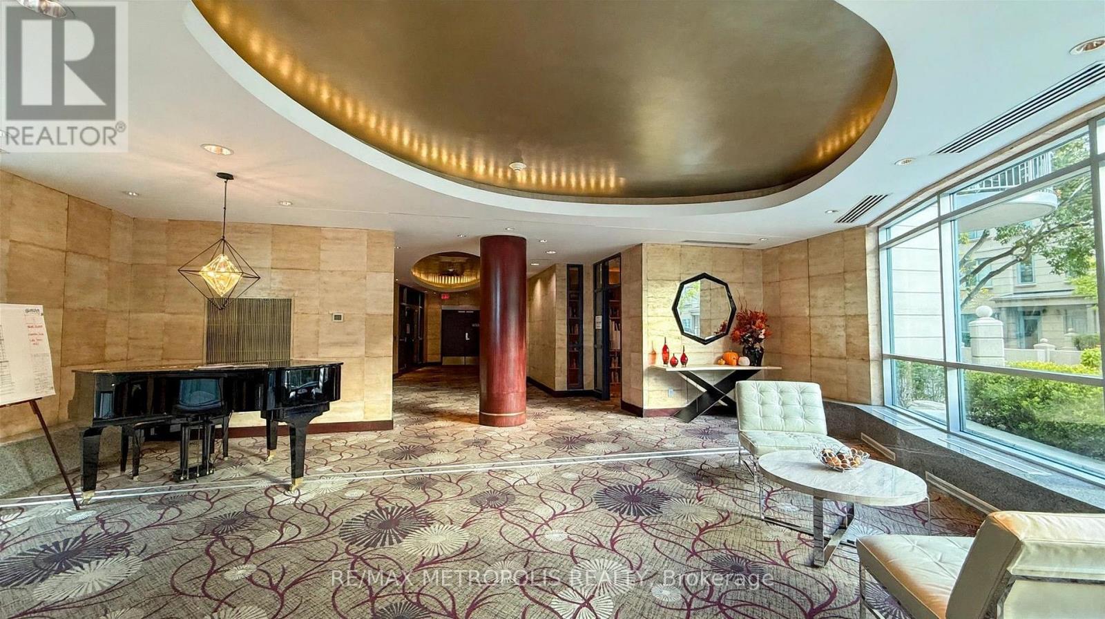 816 - 2111 Lake Shore Boulevard W Property Photo 6