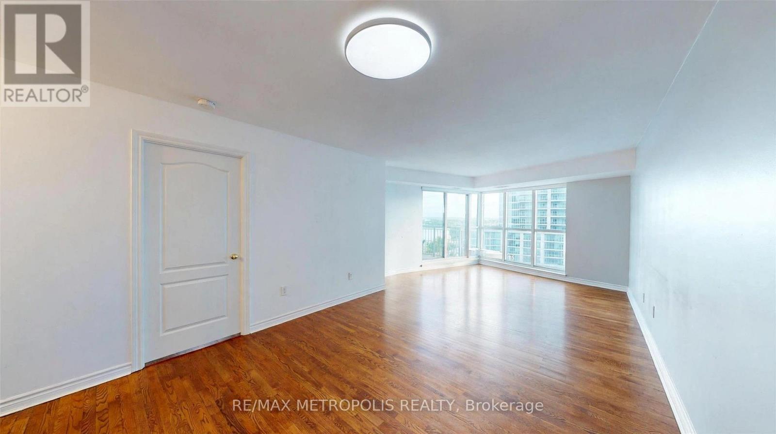 816 - 2111 Lake Shore Boulevard W Property Photo 18