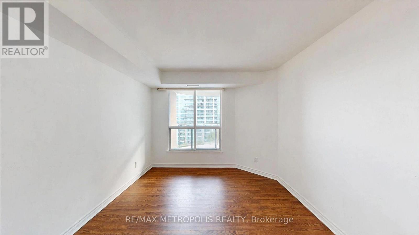 816 - 2111 Lake Shore Boulevard W Property Photo 21