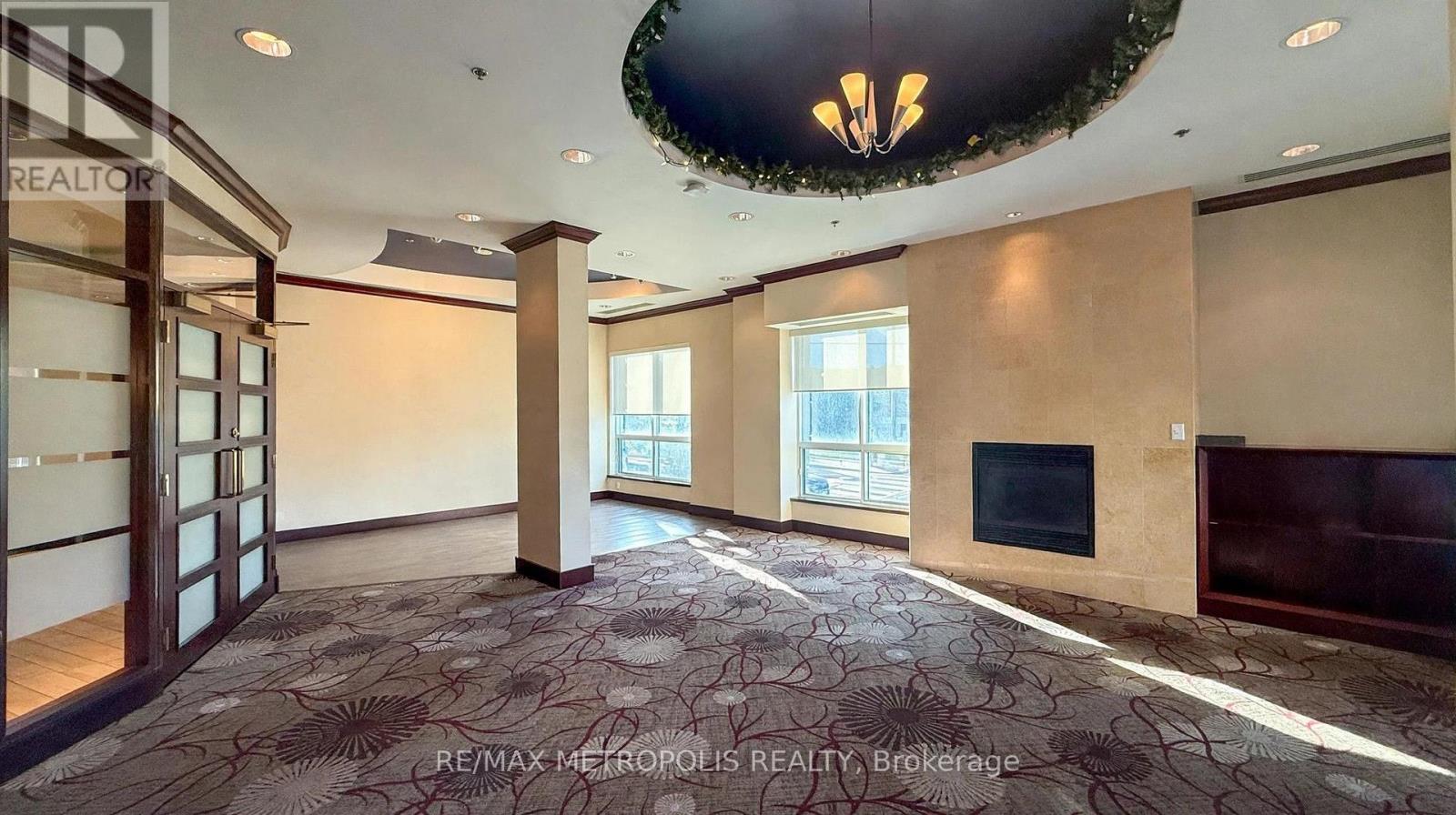 816 - 2111 Lake Shore Boulevard W Property Photo 45