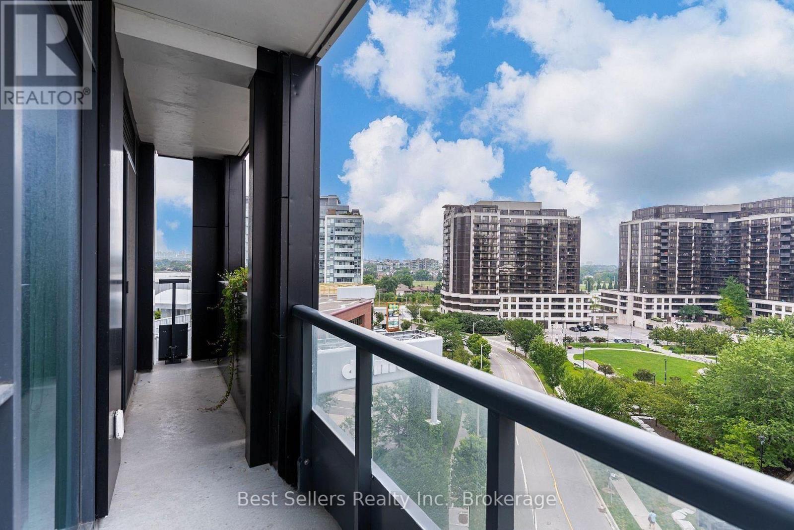 908 - 1100 Sheppard Avenue W Property Photo 28