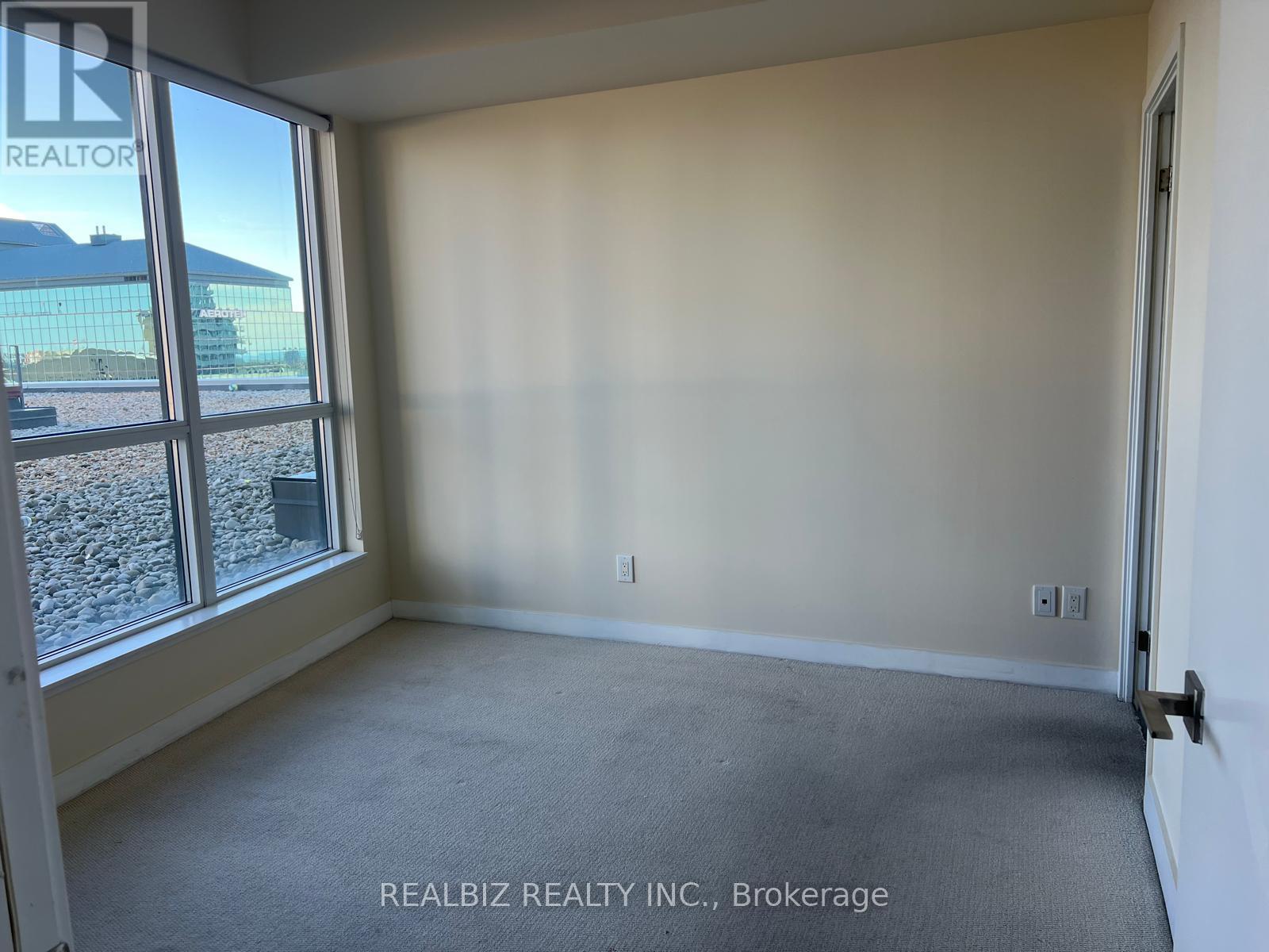 805 - 4011 Brickstone Mews E Property Photo 8