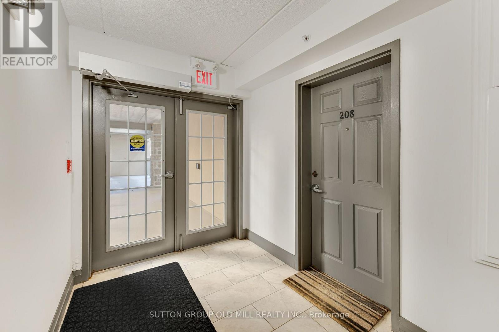 208 - 1470 Bishops Gate Property Photo 6