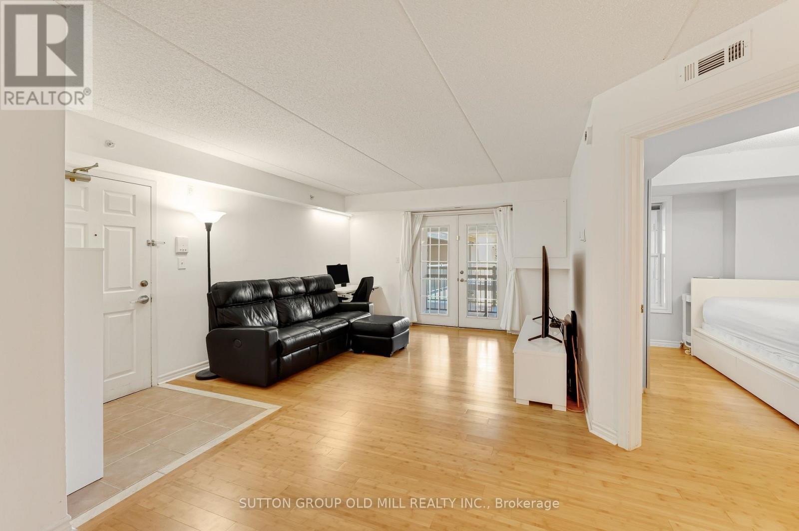 208 - 1470 Bishops Gate Property Photo 8
