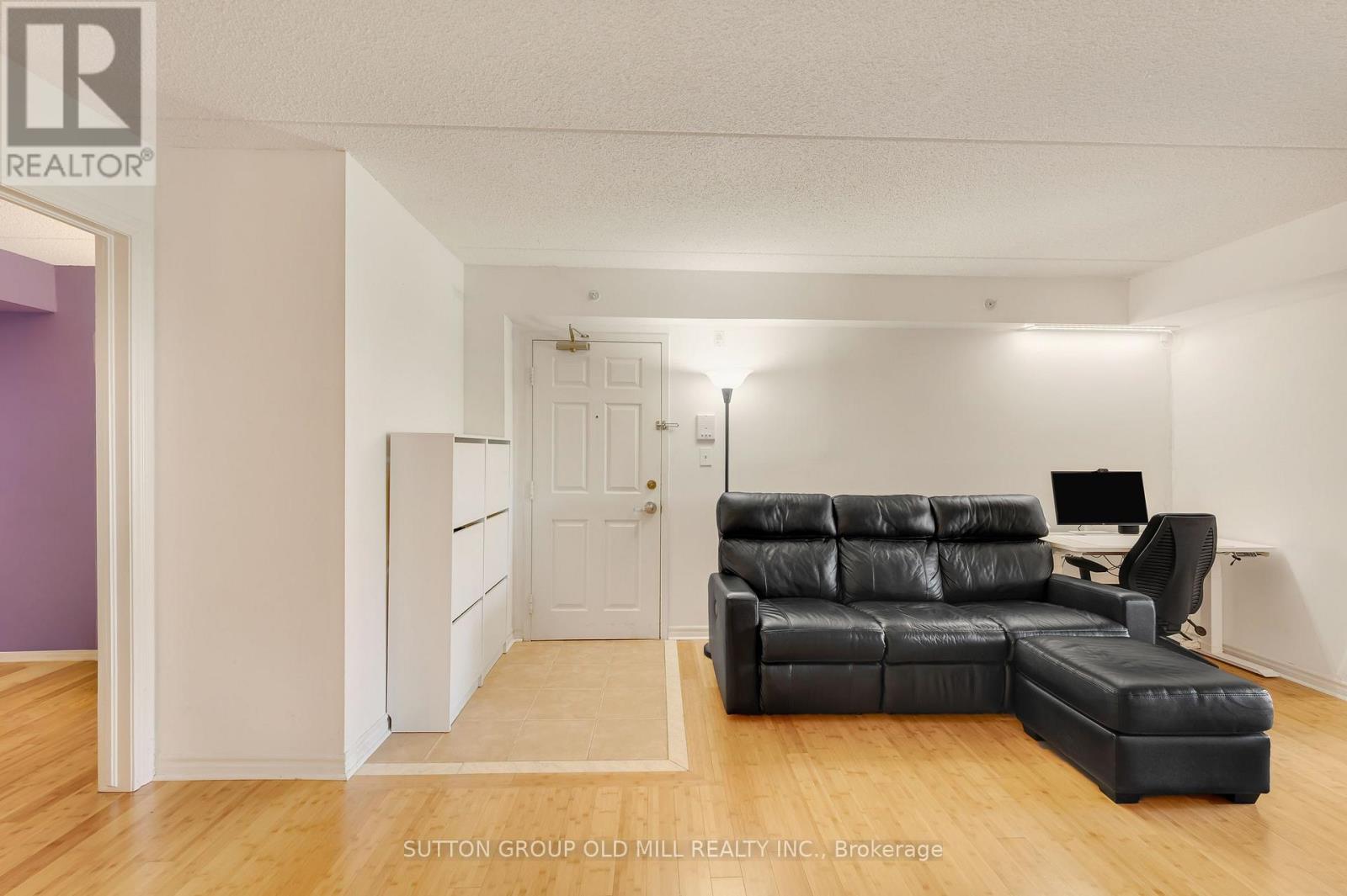 208 - 1470 Bishops Gate Property Photo 10