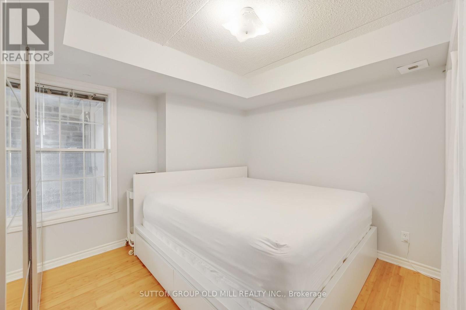 208 - 1470 Bishops Gate Property Photo 17