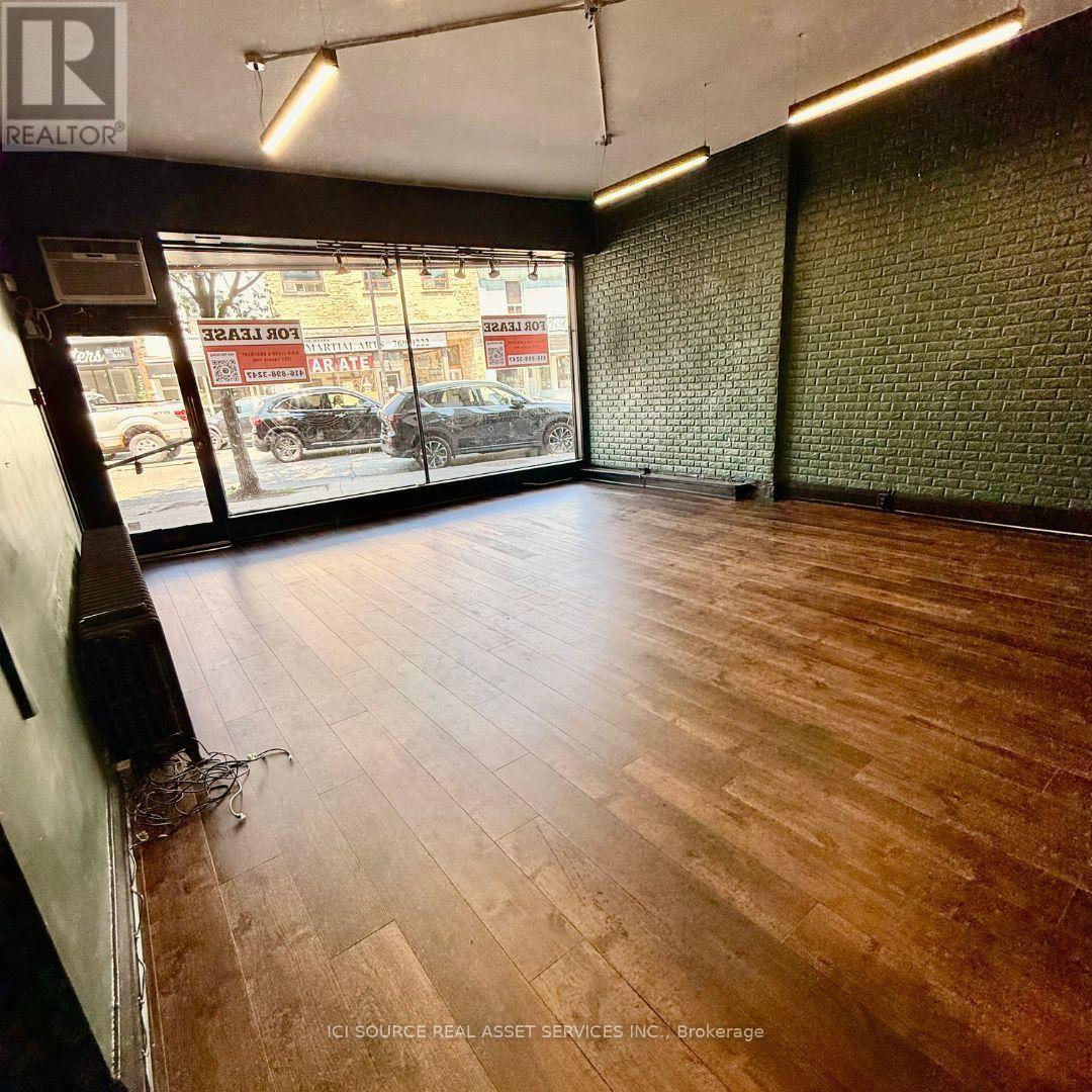 3097 Dundas Street W Property Photo 3
