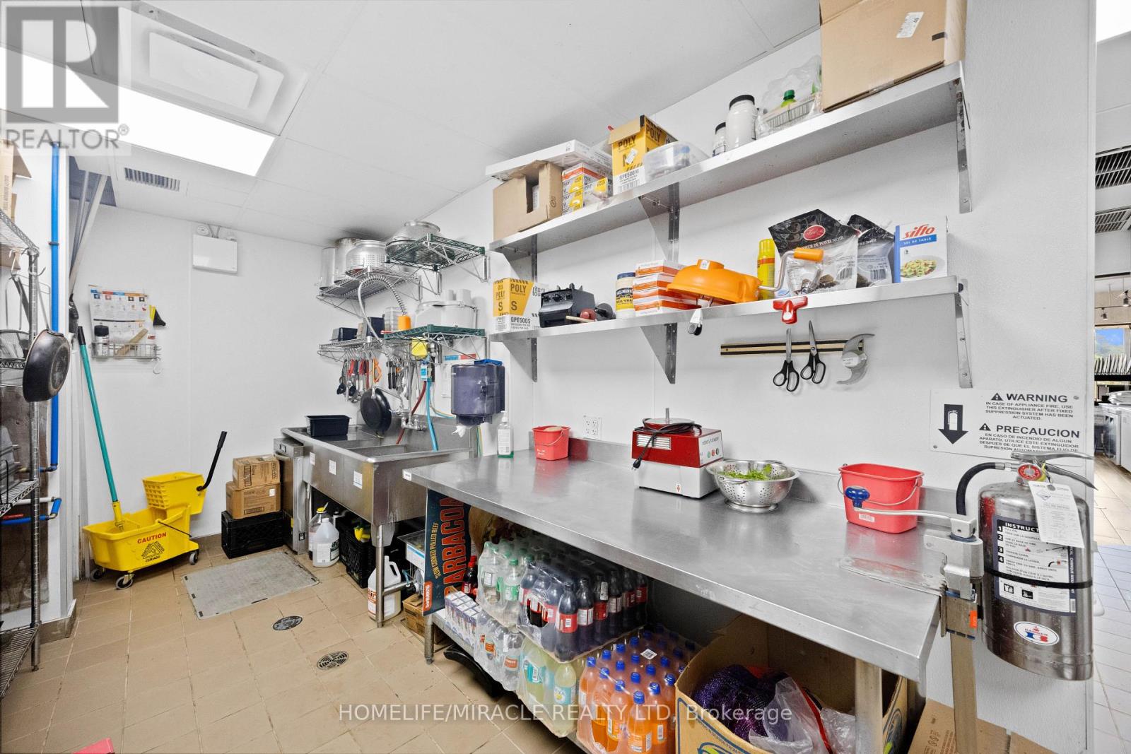 2600 Weston Road Property Photo 23