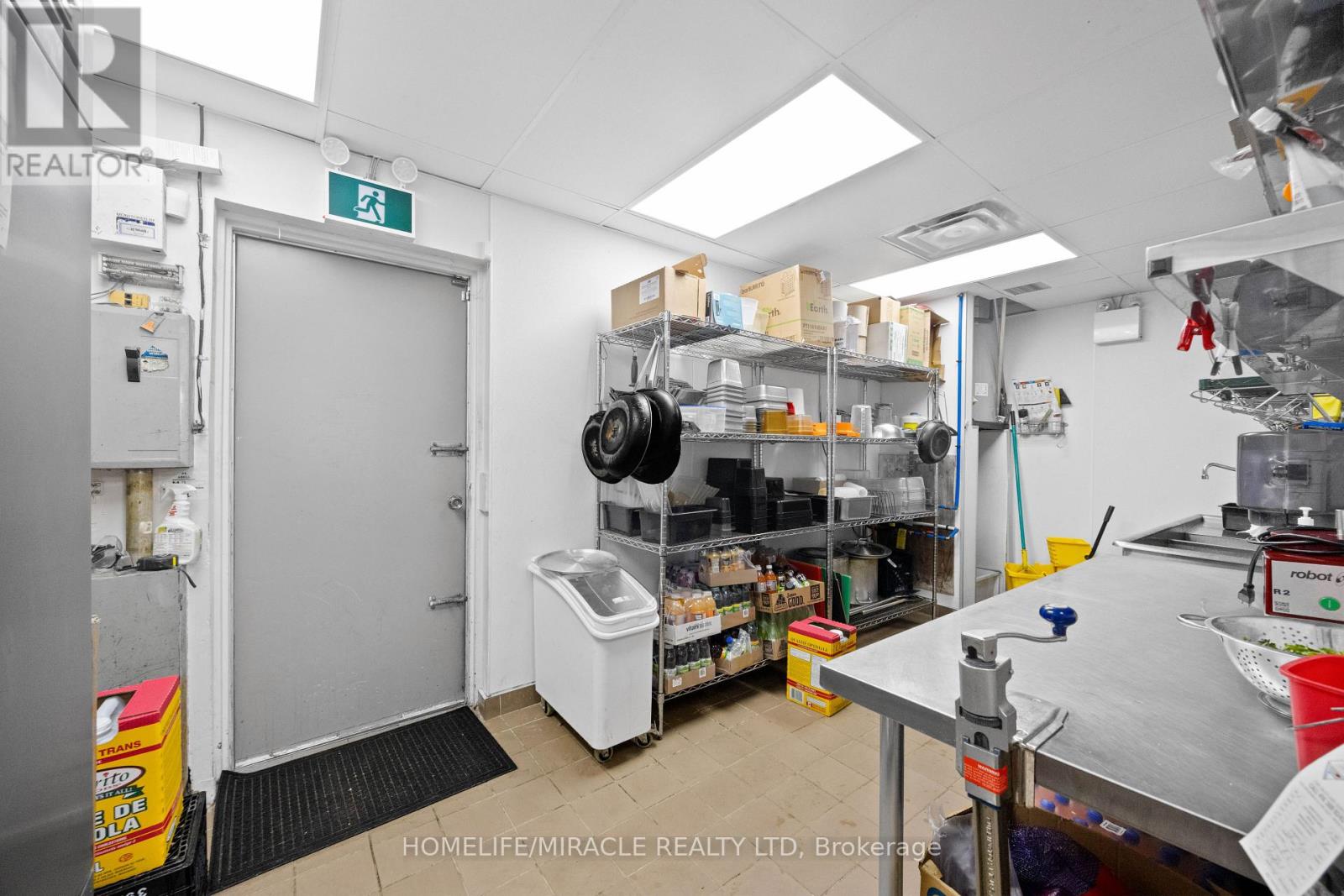 2600 Weston Road Property Photo 25
