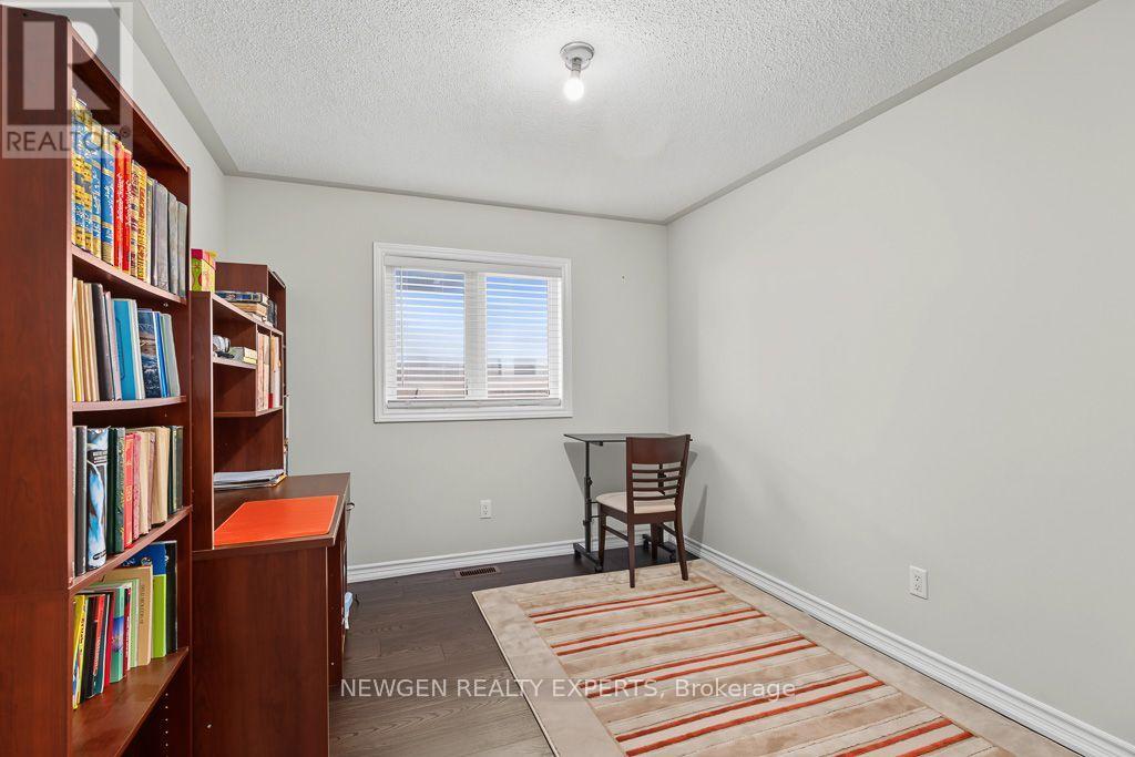 43 Lone Rock Circle Property Photo 21