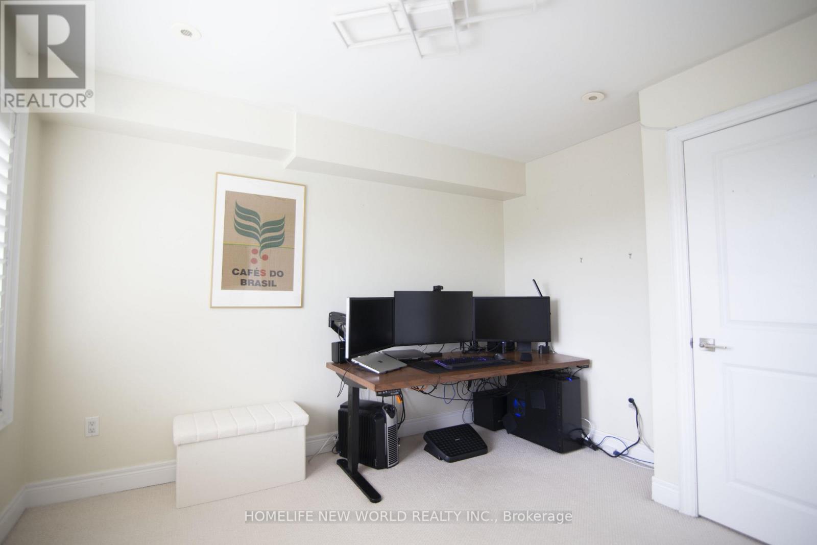 585a Oxford Street Property Photo 13