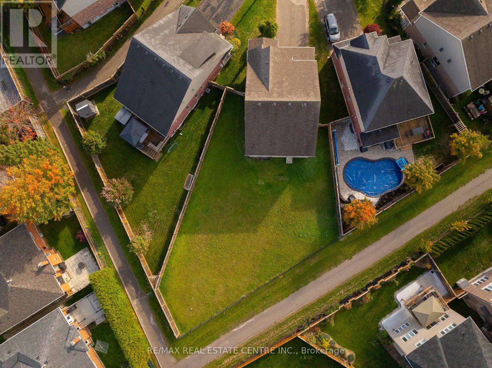 51 Laverty Crescent Property Photo 2