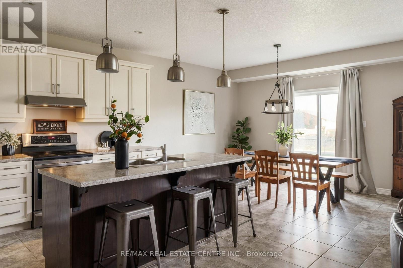 51 Laverty Crescent Property Photo 9