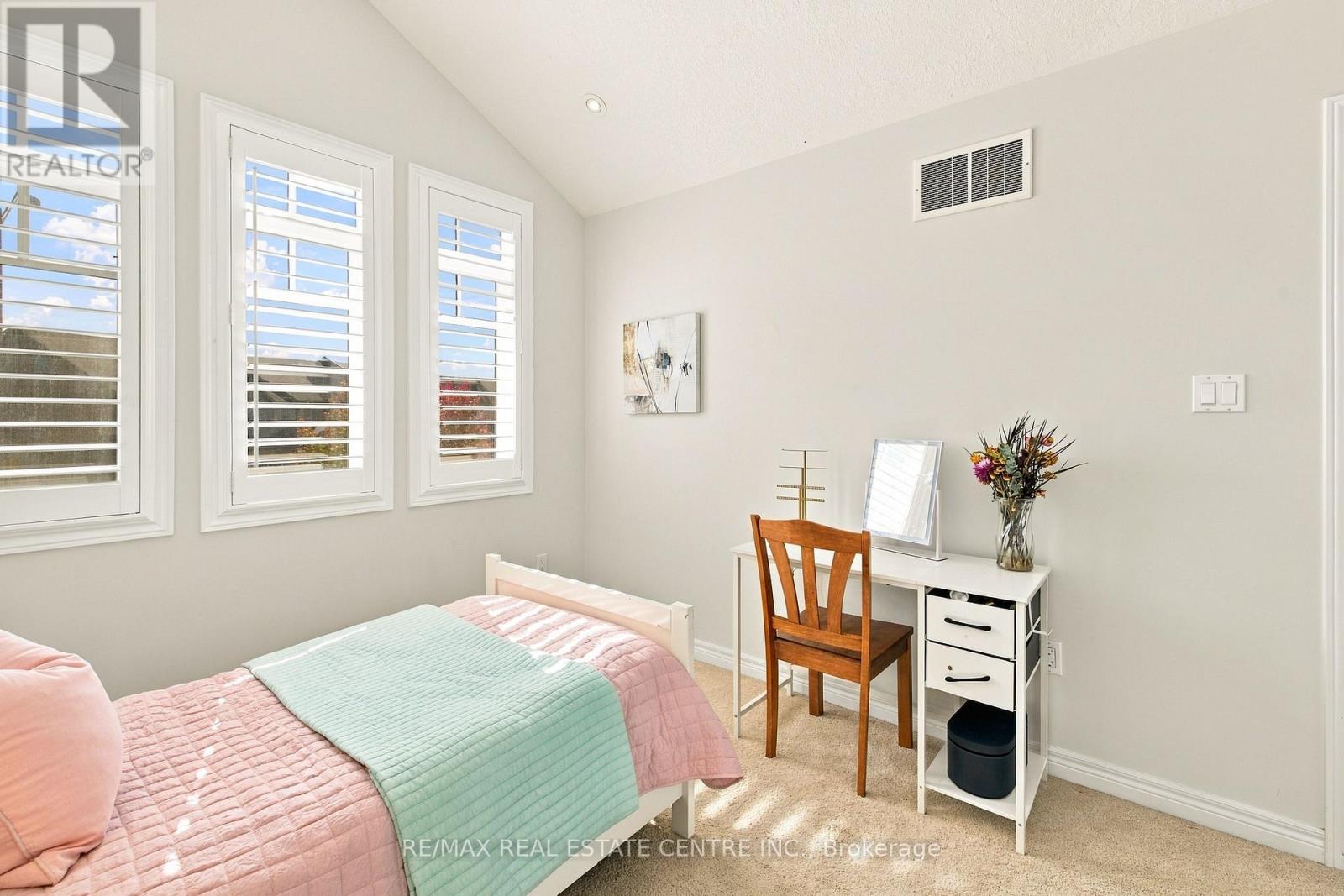51 Laverty Crescent Property Photo 35